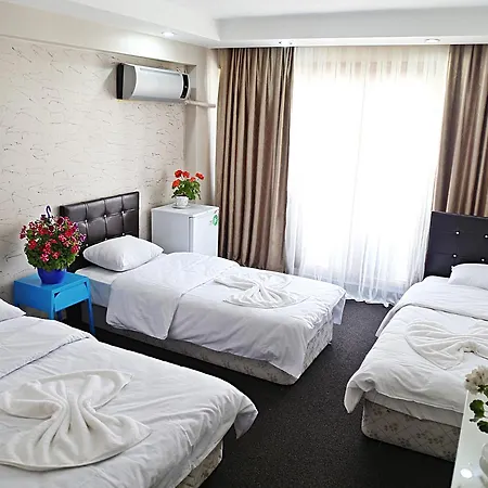 Holiday Family Apart Istanbul Exterior photo